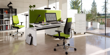 BLACK DOT v ambientu